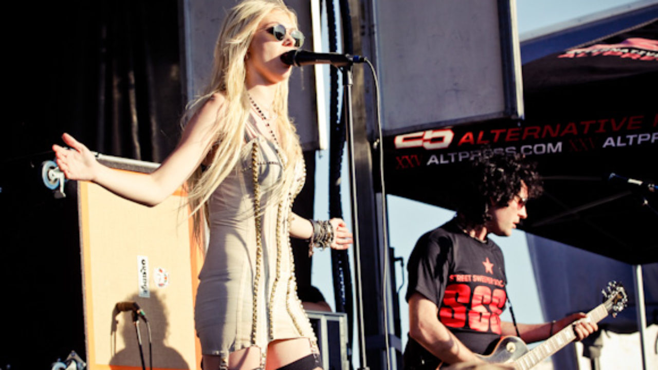 The Pretty Reckless Sign With Fearless Records Will Release New Music Soon Mxdwn Music