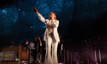 Florence + The Machine and Jules Buckley And His Orchestra Announce Live Album "Symphony of Lungs" For March 2025 Release