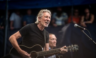 Eddie Vedder Joins Roger Waters for Live Performance of Pink Floyd Classic "Comfortably Numb"