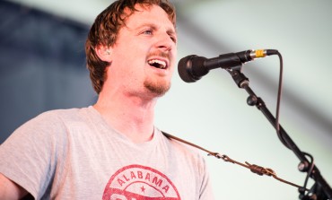 Sturgill Simpson Cancels Remaining 2021 Tour Dates Due To Injury To Vocal Chords