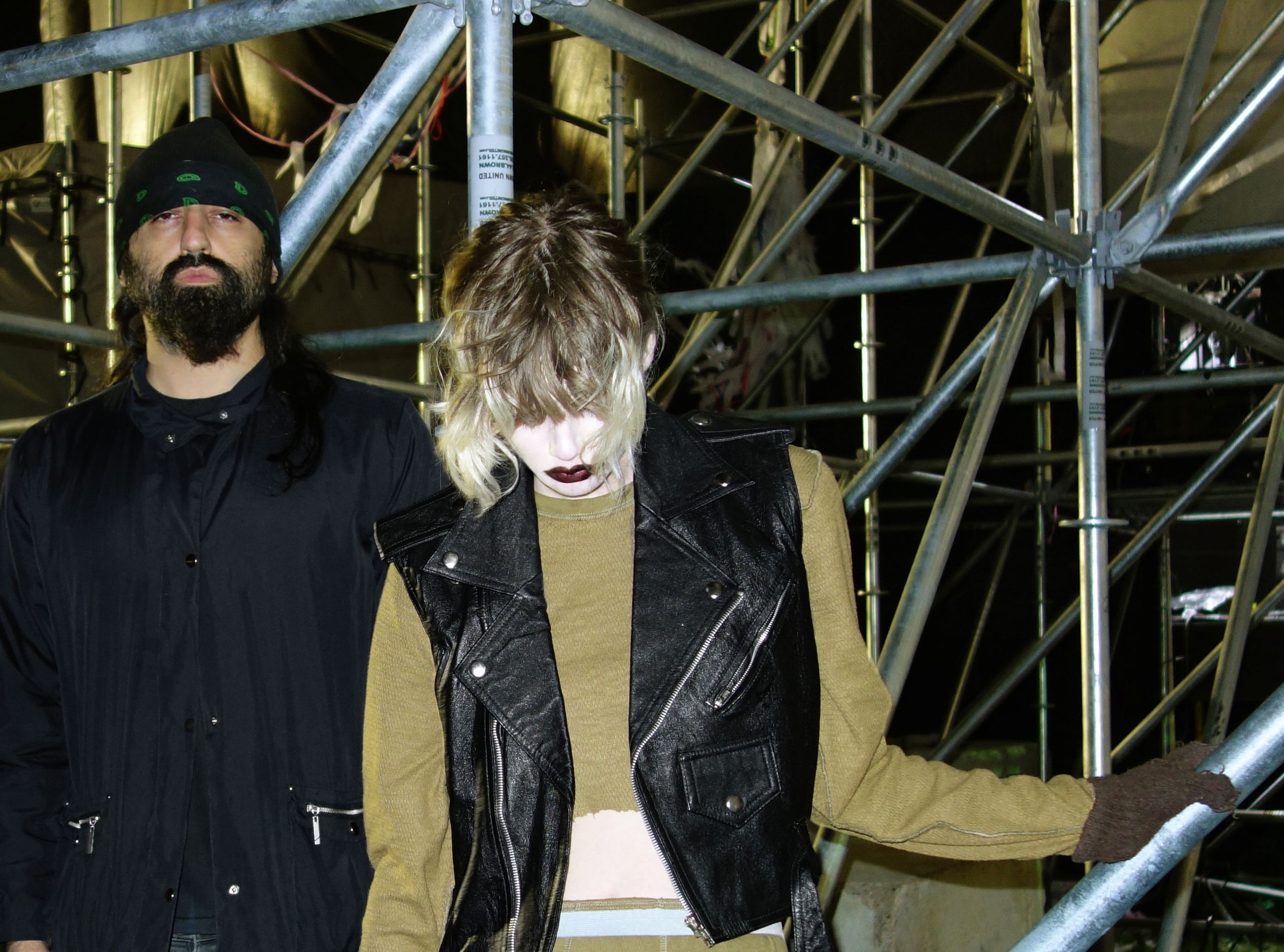 Фото crystal castles