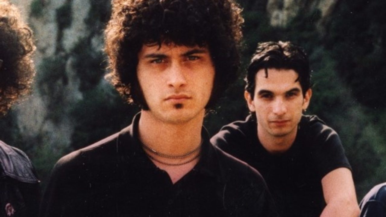 Cedric Bixler Zavala Questions Beck S Support For Danny Masterson S Victims On Twitter Claims Scientologists Vandalized His Property And Murdered His Dog Mxdwn Music