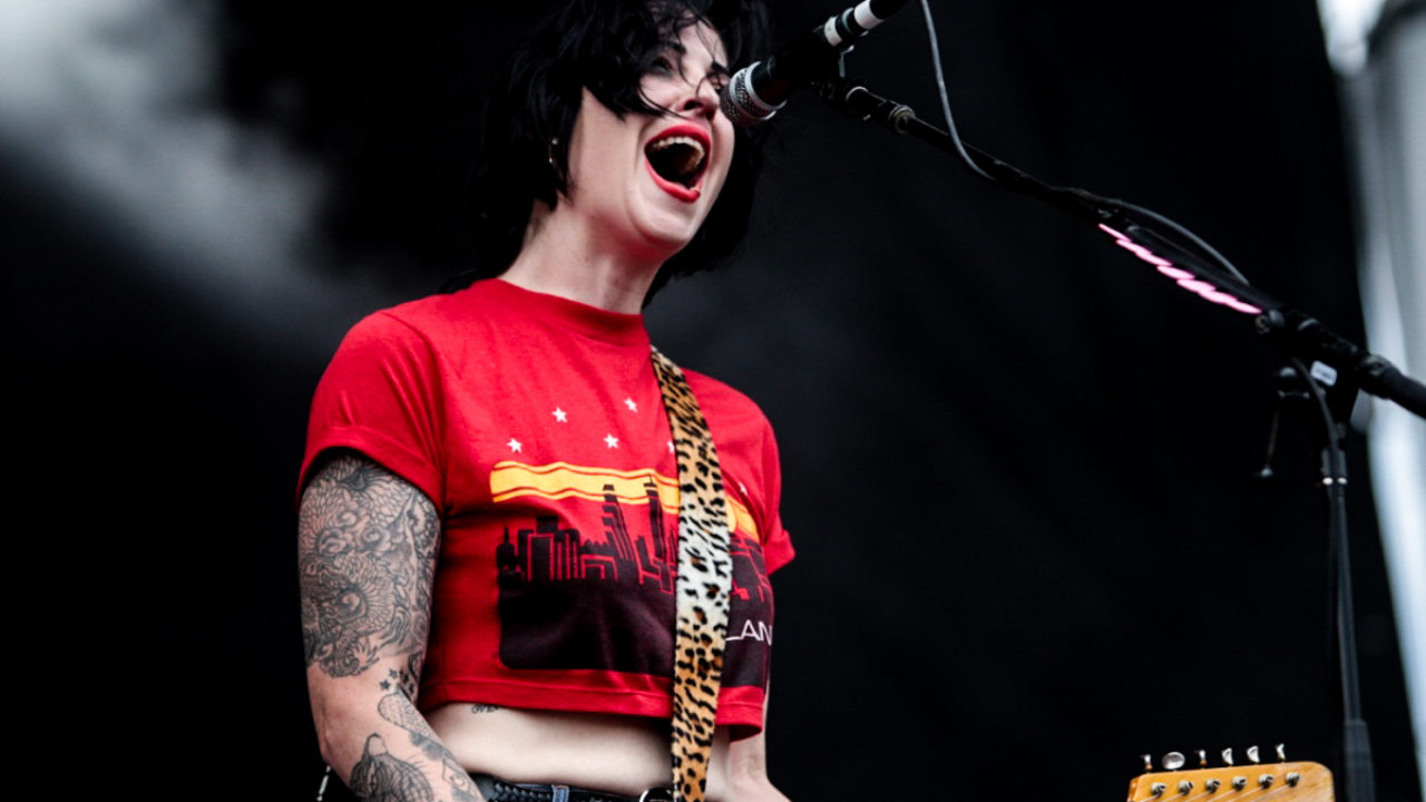 The Distillers Brody Dalle Pleads Not Guilty To Contempt Charge